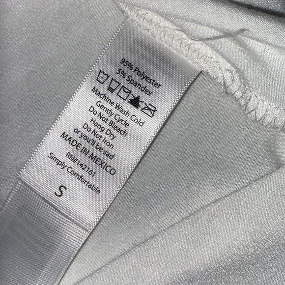 LulaRoe “Make it Matter” T-shirt - Picture 4 of 4